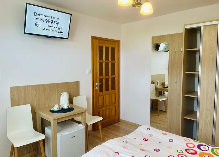 ホームステイ Jantar Miejscowosc Ostrowo カルビア